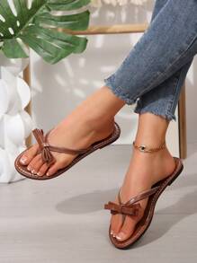 Nuevas sandalias planas con cordones de moda para mujeres