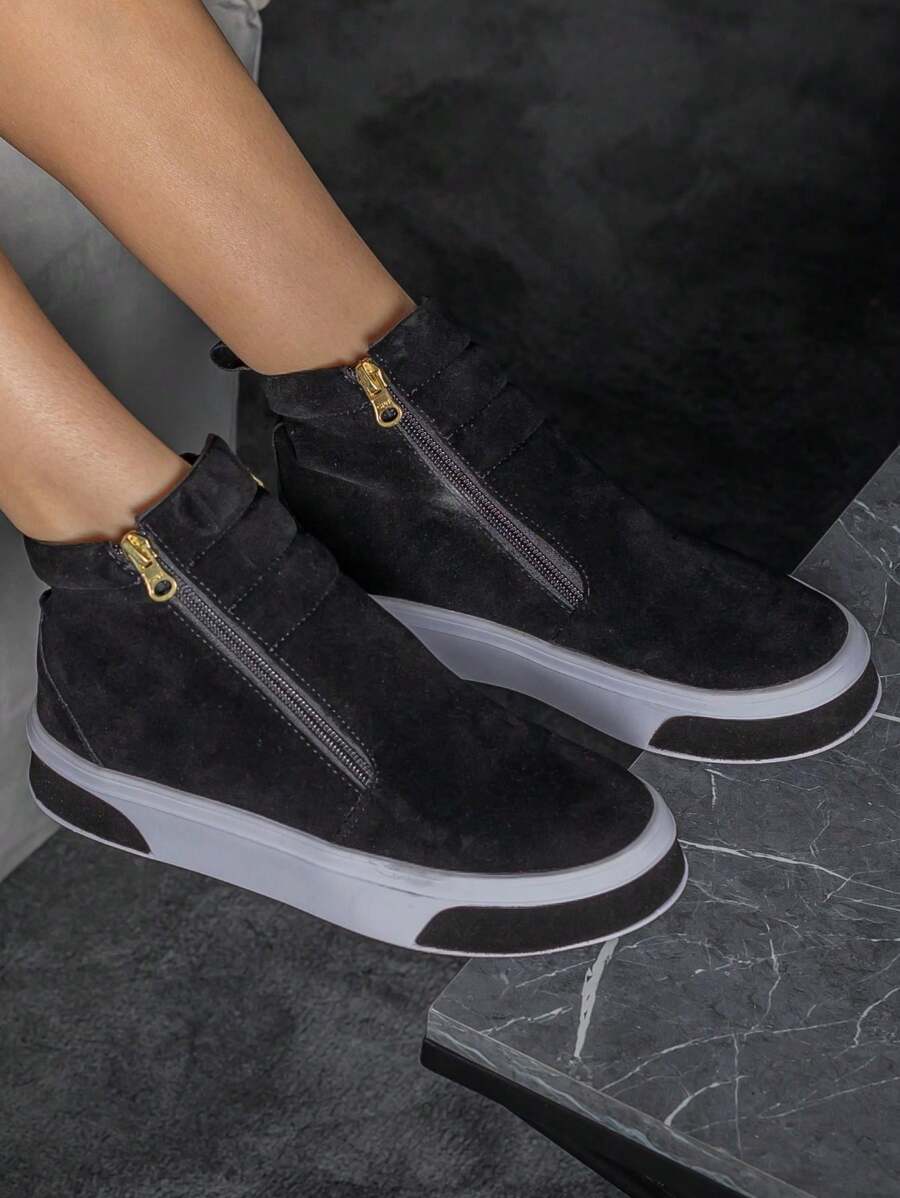 GuGi Women Fashion Boots - Black - View 1
