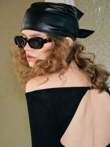 1pc Personalized Ladies Black Headscarf American Retro Y2k Hip-Hop Street Dance Cos Pirate Triangle Scarf Personalized Head Matte Leather Square Scarf