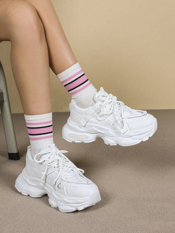 Baskets décontractées, respirantes et polyvalentes à la mode pour femmes