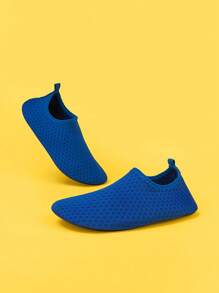 1 Pair Kids/Girls Spring/Summer Dopamine-Inspired Solid Color Fashion Breathable Slip-On Water Shoes, Suitable For Indoor & Outdoor Scenes Like Gym, Beach, Yoga, And Baby Walker, Non-Slip Sole - Royal Blue - View 8