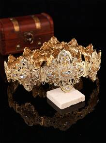 Moroccan Fashionable And Luxurious Women's Golden Waist Belt, Featuring A Star-Shaped Openwork Carving Adorned With Numerous Rhinestones. This Versatile Waist Chain For Women's Dresses Comes With An Adjustable Length, Perfect For Arabic Women's Weddings And Festive Occasions. - Multicolor - View 7