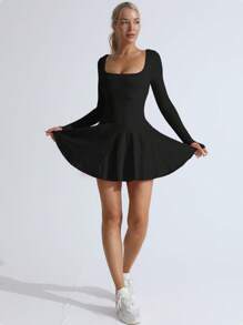 Women Seamless Knit Sports Pocket Dress, Solid Cross-Back Design, Long Sleeve Tennis Dress, Indoor/Outdoor Sports/Yoga, Skin-Friendly Fabric, Form-Fitting Shaping - 黑色 - 查看 2
