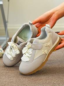 1 Pair Kids Faux Leather Hook And Loop Sports Shoes, Soft Sole Anti-Slip Fashion Versatile, Suitable For Daily Outdoor Wear, Spring/Summer, Run Small By 1 Size