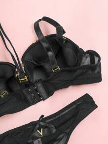 Beautiful Bra And Thong Set With Details In Mesh Fabric With Metal Appliqués, Sexy Lingerie, Various Colors, Comfortable And Of The Best Quality, Soft And Comfortable, To Show Off That Incredible Body. - 黑色 - 查看 2