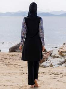 3 件套中东风格长袖和长裤女士简约连帽泳衣，夏季海滩