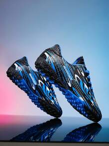 青少年足球鞋新款轻便防滑耐磨可拆卸防滑钉时尚足球鞋足球训练鞋，适合男孩和女孩