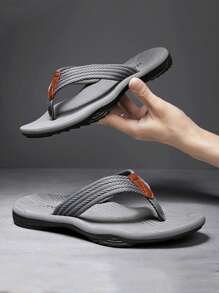 Sandalias casuales de verano para hombres, chanclas antideslizantes para la playa, cómodas zapatillas de verano