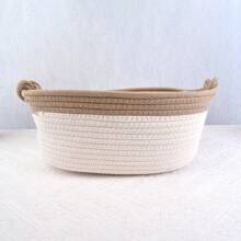 Cesto di immagazzinaggio personalizzato con nome fatto a mano, in tessuto intrecciato, ideale per trucchi, giocattoli, telecomandi, accessori vari e decorazione. Regalo ideale per coppie, festività, soggiorno, cucina, camera da letto. Vasi moderni in rattan, cestini boho in erba di mare con vibrazioni costiere. Telaio in metallo misto naturale per decorazione casa e giardino. Multifunzionale, riutilizzabile, facile da pulire, anti-muffa, traspirante, elegante, carino, alla moda, adorabile, di alta qualità, morbido, personalizzato, unico, regali ideali per lui, regali ideali per lei, fidanzato, fidanzata, papà, mamma, famiglia, amici, figlio, figlia, bambini, cucina, sala da pranzo, camera da letto, ufficio, soggiorno, casa, sala da tè, per anniversari, per lauree, per matrimoni