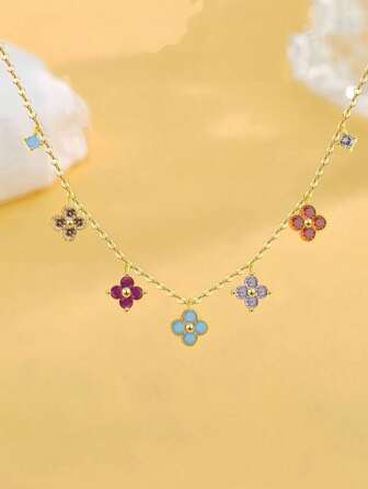 Light Luxury Flowers Lucky Four-Leaf Clover Necklace For Women Colored Sterling Silver Clavicle Necklace Suitable For Weekday Clothing Gift For Friends