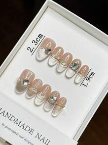 Accesorios para uñas: Nuevo diseño de primavera con ojos de gato, perlas, lazos y piedras preciosas. Uñas postizas de estilo adhesivo.