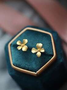 1 Pair Fashionable Elegant Casual Minimalist Flower Stud Earrings - Yellow Gold - View 3