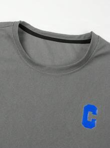 2 件套男士运动套装，夏季休闲跑步短袖 T 恤和短裤，轻便透气运动服，适合篮球户外健身