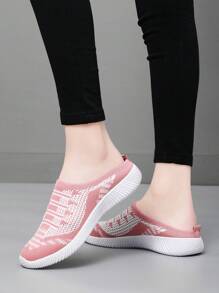 Women's Outdoor Casual Sports Shoes, Soft And Non-Slip Slip-On Design, Suitable For Those Who Want To Engage In Outdoor Activities