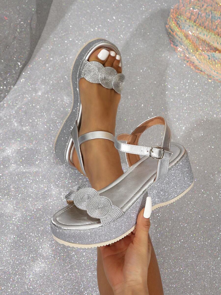 女士圆头厚底凉鞋，草编刺绣坡跟鞋，罗马风凉鞋，清爽沙滩度假鞋 - 銀色 - 查看 1