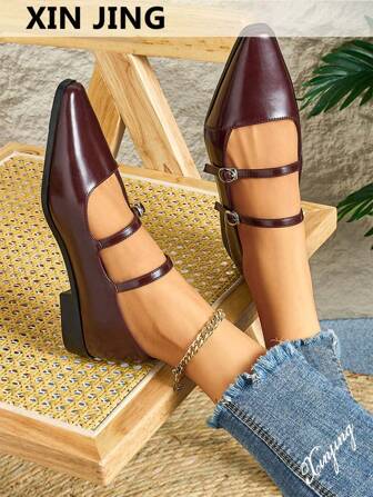 Xin Jing Shoes 女士平底鞋，时尚扣环休闲平底一脚蹬鞋，适合通勤和休闲