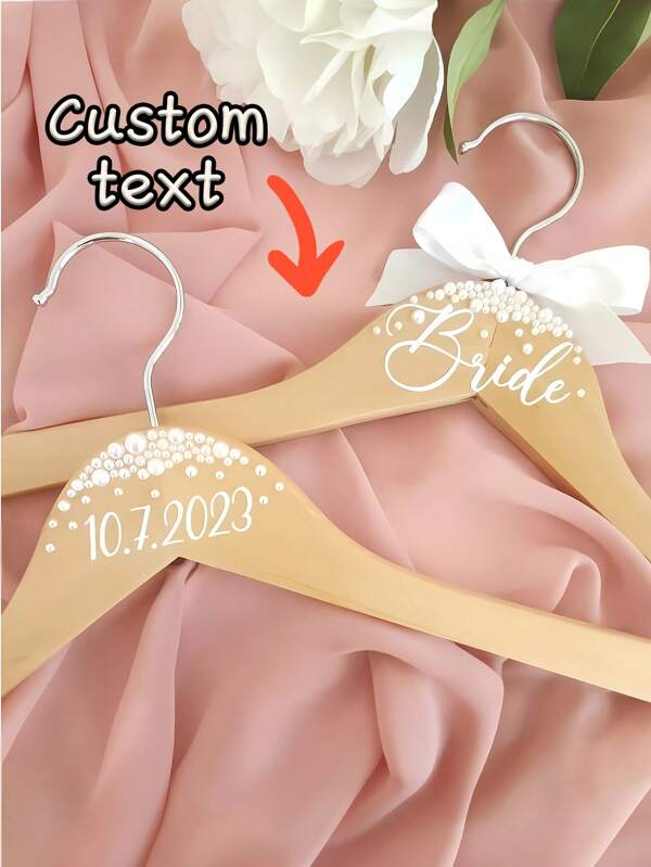 1 Peça Cabide de Noiva de Madeira Personalizado para Casamento, Cabide de Madeira Personalizado com Texto e Pérolas, Cabide de Madeira com Nome Entalhado, Combinado com Laço Branco Elegante e Ornamentação de Pérolas, Cabide Personalizado para Vestido de Noiva