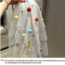 1 szt. ręcznie robiony welon z pomponami, welon z dopaminą dla panny młodej, propozycja rejestracji małżeństwa, kolorowa ozdoba na głowę z pomponami, uroczy styl, rekwizyt do zdjęć na przyjęciu urodzinowym, ozdoba na głowę z welonem z dopaminą do rejestracji ślubu, zestaw welonu i rękawiczek z pomponami