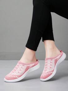 Women's Outdoor Casual Sports Shoes, Soft And Non-Slip Slip-On Design, Suitable For Those Who Want To Engage In Outdoor Activities