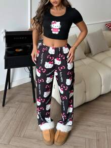 مجموعة بيجامة ملابس علوية كم قصير مطبوع عليه كيتي + سروال إيلاستيك الخصر 2 قطعة - مشاهدة 2