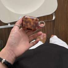 Vintage Light-Colored Amber Leopard Print Earphone Case Compatible With Apple Earphones - Rust Brown - View 5