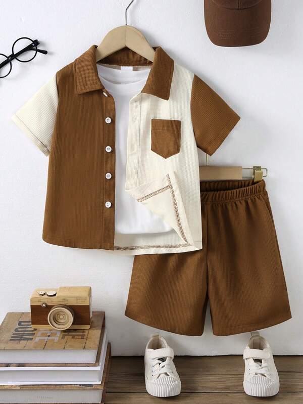 Camisa de manga corta con textura de gofre de unicolor y parches para niños pequeños + Pantalones cortos casuales de unicolor con textura de gofre, primavera/verano