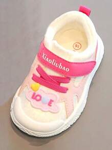 1 双春秋新款时尚钩环装饰可爱粉色心形图案运动鞋，适合 1-4 岁幼儿女孩，皮革鞋面防水 TPR 软底防滑舒适室内/户外爬行鞋 - 粉色 - 查看 9