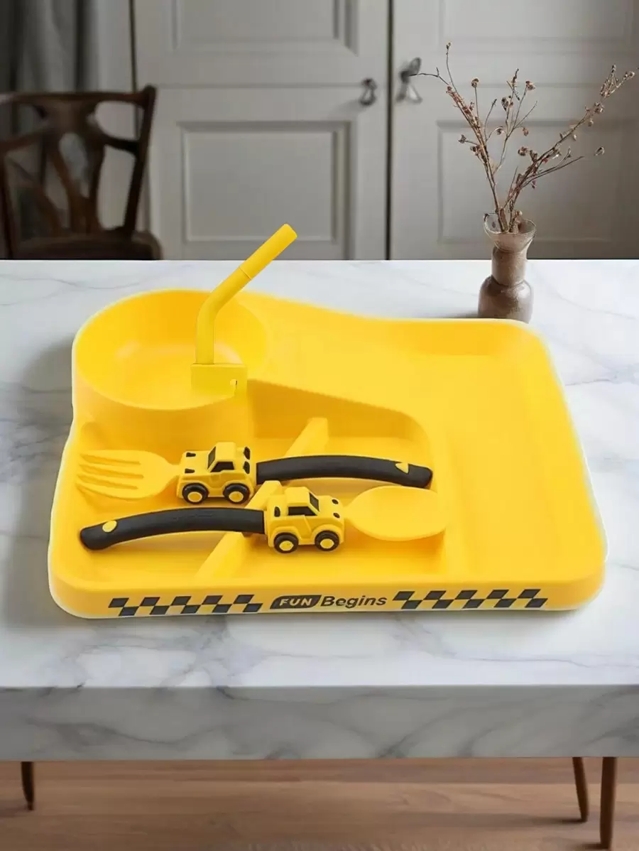 3-Piece Set/5 Pieces Set PP Children's Tableware Baby Car Fun Theme Dinner Plate Fork Spoon 3D Cartoon Shape Let The Baby Enjoy The Fun Of Eating High Temperature Resistant And Easy To Clean Multiple Colors Available