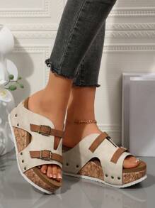 2025 Summer New European And American Fashion Plus Size Platform Double Buckle Rivet Decoration Casual Wedge Slide Sandals
