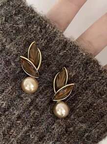 1 Cặp Hoa tai ngọc trai giả hình lá cây cà phê cổ điển sang trọng dành cho nữ, thích hợp cho tiệc tùng, đeo hàng ngày - màu nâu - Xem 2