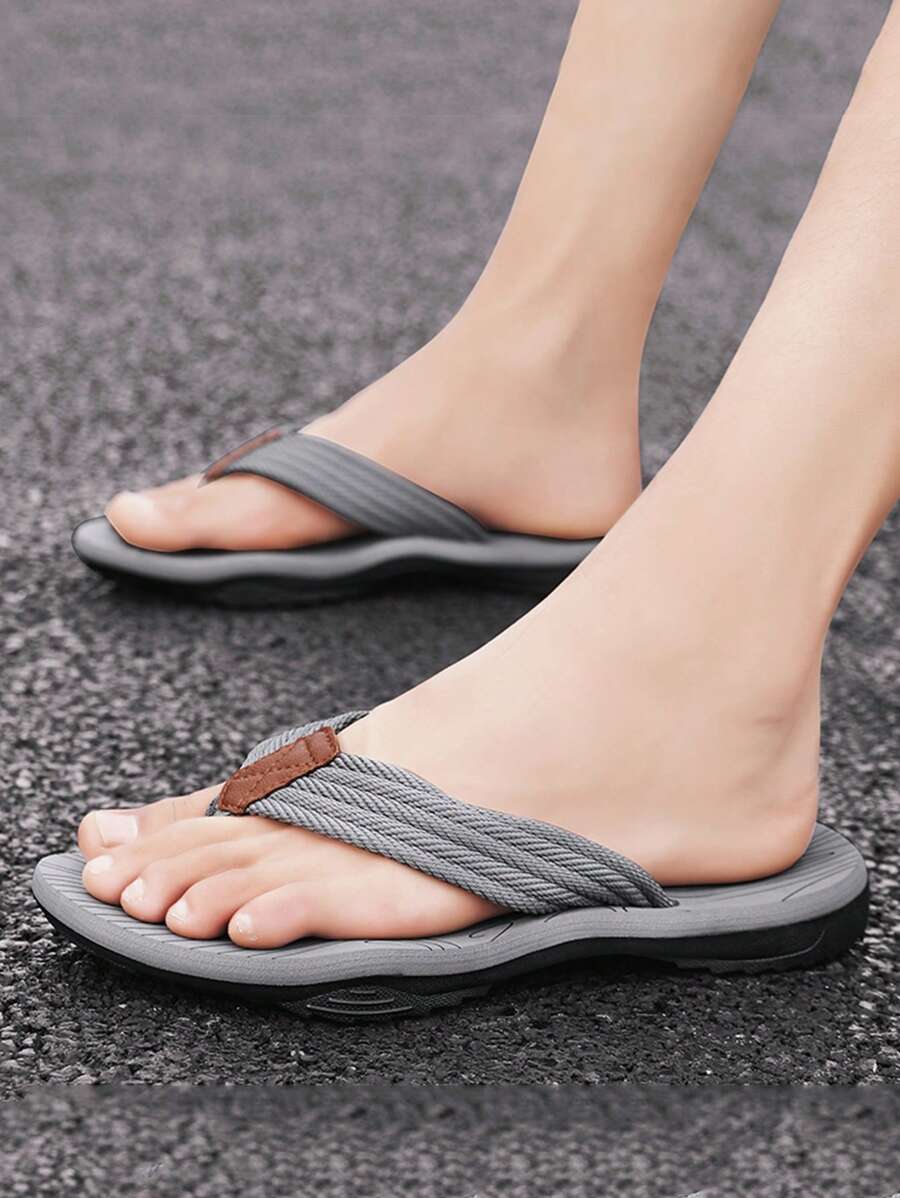 Sandalias casuales de verano para hombres, chanclas antideslizantes para la playa, cómodas zapatillas de verano
