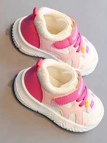 1 双春秋新款时尚钩环装饰可爱粉色心形图案运动鞋，适合 1-4 岁幼儿女孩，皮革鞋面防水 TPR 软底防滑舒适室内/户外爬行鞋 - 粉色 - 查看 6