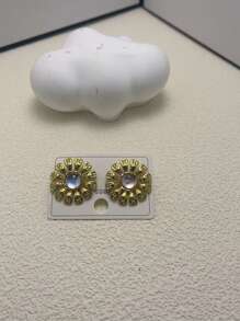 1 Pair/4 Pairs Retro Exaggerated Geometric Metallic Flower Earrings, Unique Minimalist Style Elegant Ear Studs