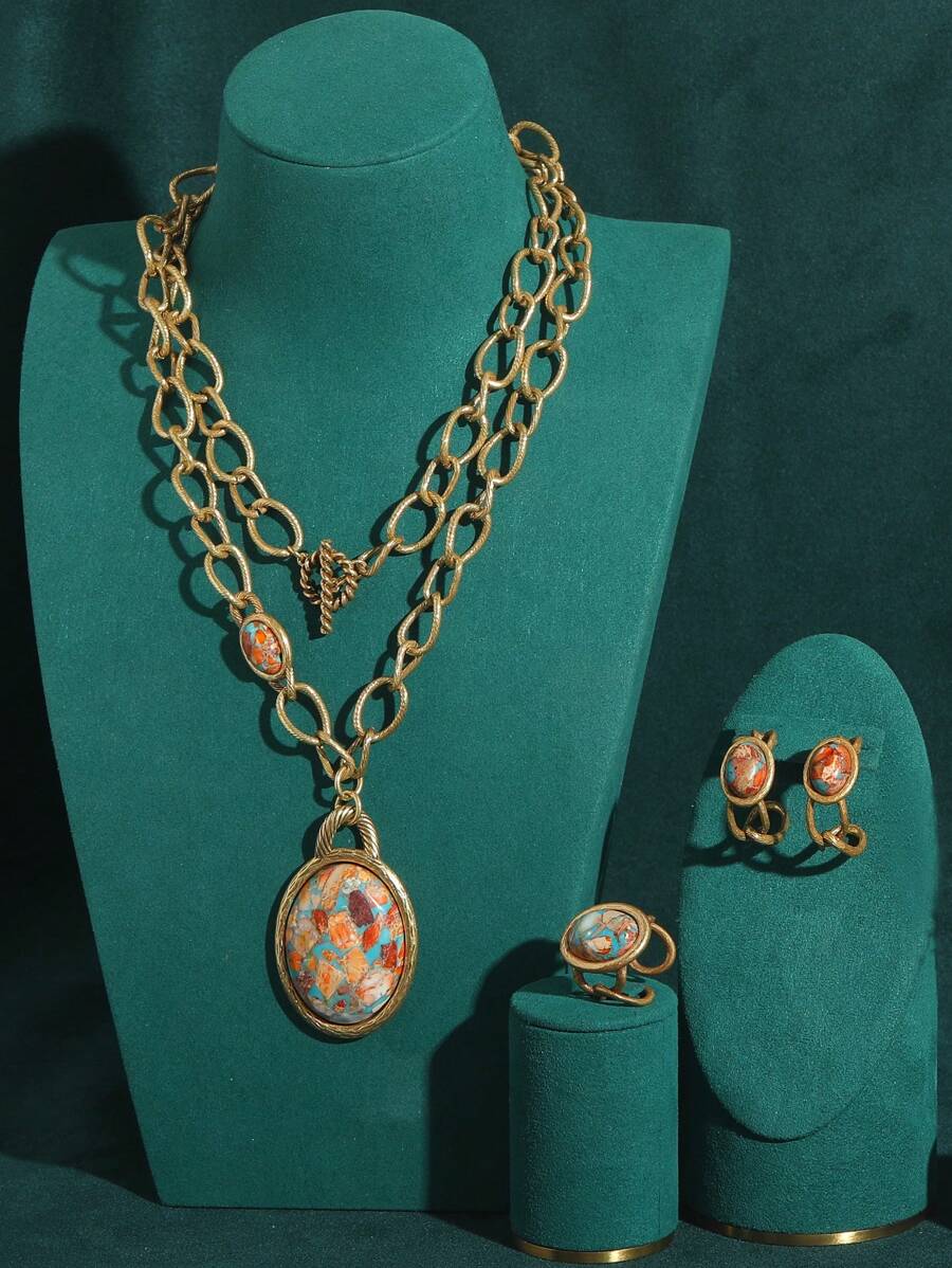 Juego de joyas vintage chapado en oro de 18 quilates con collar, aretes y anillo con diseño bohemio de conchas, mapa náutico y colorido