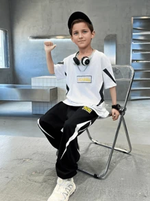 2 件套大童男童休闲闪电印花短袖 T 恤 + 长裤套装，夏季 - 白色 - 查看 2