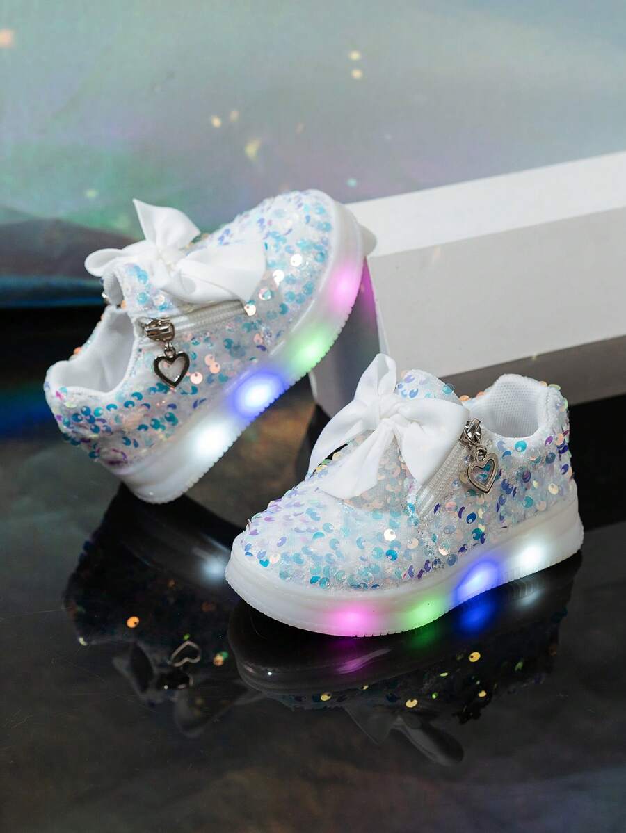 兒童嬰兒 LED 閃光鞋,刷毛天鵝絨亮片平底彩色發光鞋 - 白色 - 查看 1