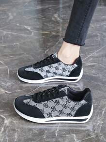 Women's Retro Patchwork Floral Casual Athletic Shoes, Fashion Versatile Student Lace-Up Soft Sole Running Sneakers - Black - View 2