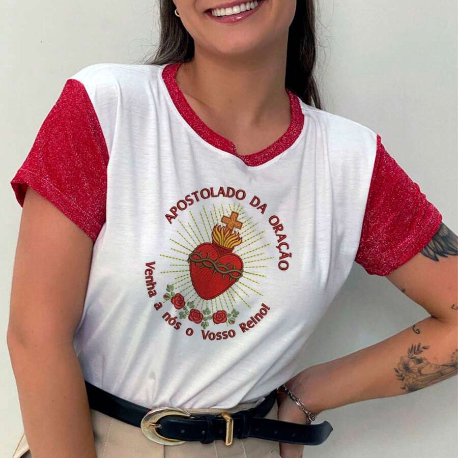 Blusa t-shirt cristã, católica,apostolado da oração,blusa lurex,moda casual, plus size baby look colorida - Vermelho e Branco - Visão 1