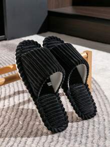 男女通用春夏室内拖鞋，露趾套脚拖鞋，适合卧室、客厅等四季穿着，情侣及家庭皆宜，适用于木地板等家居环境。 - 彩色 - 查看 19