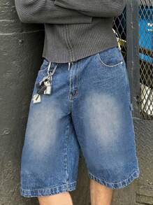 男士宽松阔腿休闲牛仔百慕大短裤，Emo 风格