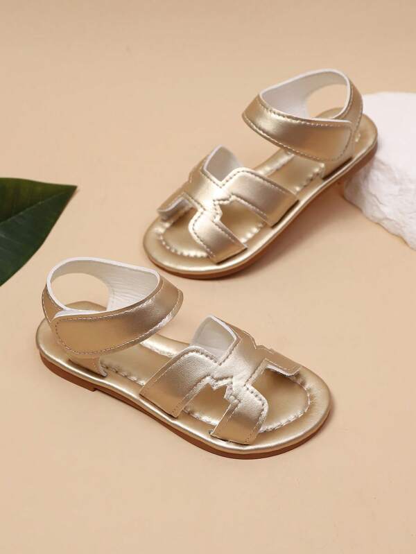 1 par de sandalias ajustables estilo romano para niñas pequeñas, color dorado, de punta abierta, planas, antideslizantes, de moda, de lujo, cómodas, adecuadas para niños de 3 a 15 años, para playa/casual, primavera/verano 2025