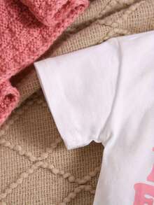 Conjunto de verano para niña: mono de manga corta con estampado de letras, pantalones cortos con estampado floral y cintura elástica, diadema con lazo, conjunto de 3 piezas estilo pastoral para Pascua. - Blanco - Ver 8