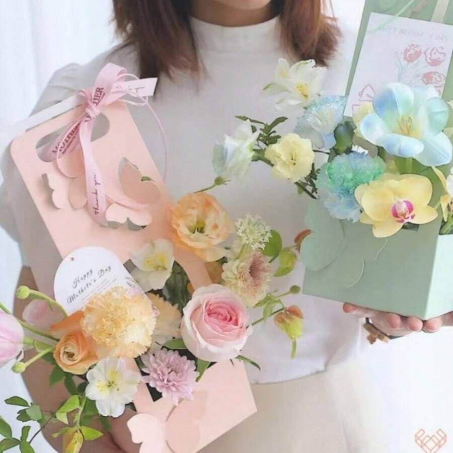 1pc Fluttering Butterfly Handbag Box, Refreshing Flower Wrapping Paper Box, Creative Floral Arrangement Gift Box, Handmade Flower DIY Decorative Box, Suitable For Rose, Carnation And Various Fresh Flower Bouquets - Multicolor - View 1