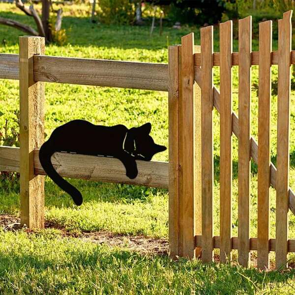 1 pieza Adorno de metal con silueta de gato decorativo - Arte de jardín con gato negro dormido - Para jardín/patio - Regalo para amantes de los gatos - Decoración animal de hierro - Pieza de arte metálico para el hogar y el jardín - Escultura flexible de gato de hierro (con tornillos) para manualidades