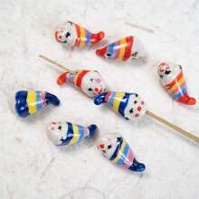 Set de 5 cuentas de cerámica azules y rojas pintadas a mano con caras de payaso lindas y divertidas para hacer collares, pulseras, aretes, cadenas de teléfono y accesorios de joyería (hechas a mano, cada pieza es única, la desigualdad de color es normal)