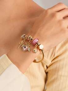 1pc High-Quality Women's Fashionable Niche Luxury Vibe Keychain Bracelet, Lightweight Titanium Steel Student Bangle, Versatile