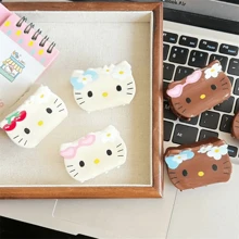 Sanrio [Autoryzowane]Mini Hello Kitty Akrylowe Spinki Do Włosów - Urocze Spinki Do Włosów Grubych, Jednolity Kolor Inspirowany Projektem z Kreskówki
