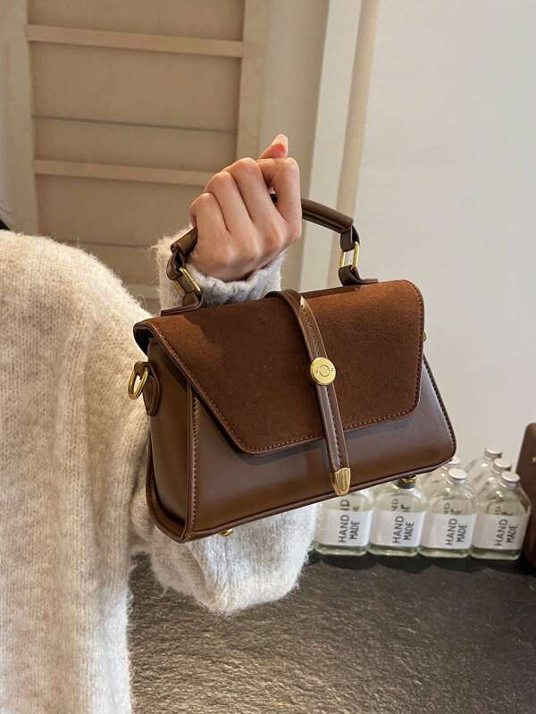 New Fashion Classic Metal Buckle Decorative Design Portable, Adjustable Shoulder Strap Square Bag, Suede Bag, Wine Red Bag Flip Design, Suitable For Outdoor Sports, Commuting, Shopping, Campus, Short Trips.