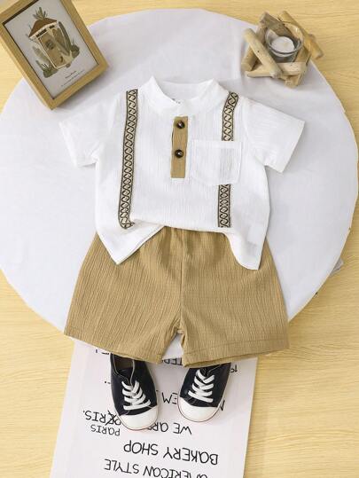 2ชิ้น ชุดเสื้อครอปกระดุมกระเป๋าสุดเก๋และกางเกงขาสั้นสีพื้นสำหรับเด็กผู้ชาย, ฤดูร้อน