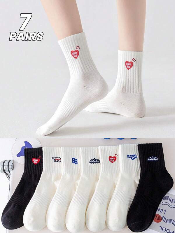 7 双/包 女士春秋款字母爱心图案白色适合简约运动休闲学生百搭中筒袜